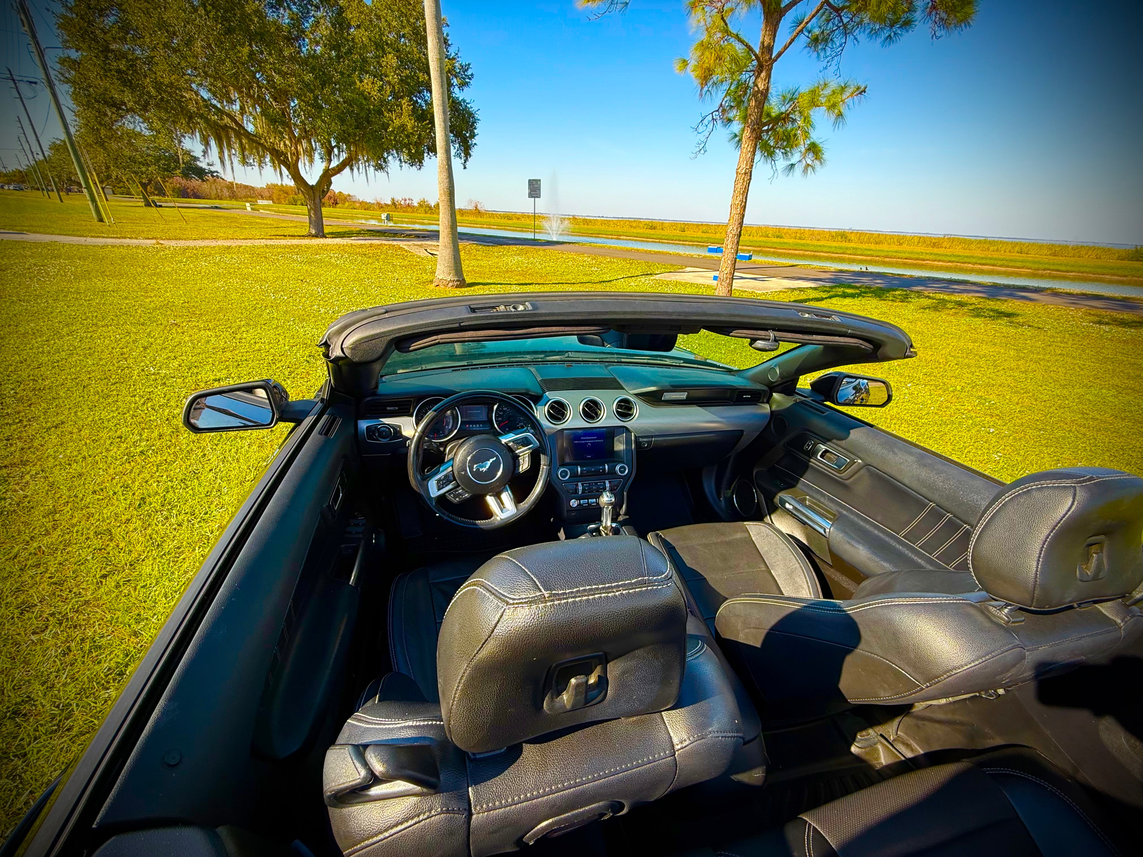 2021 MUSTANG CONVERTIBLE